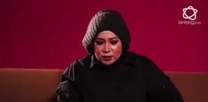 Sering tampil berbeda, ternyata ini arti gaya Melly Goeslaw yang eksentrik