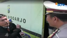 Pengendara motor keberatan ditilang karena dirinya harus membayar dua kali 