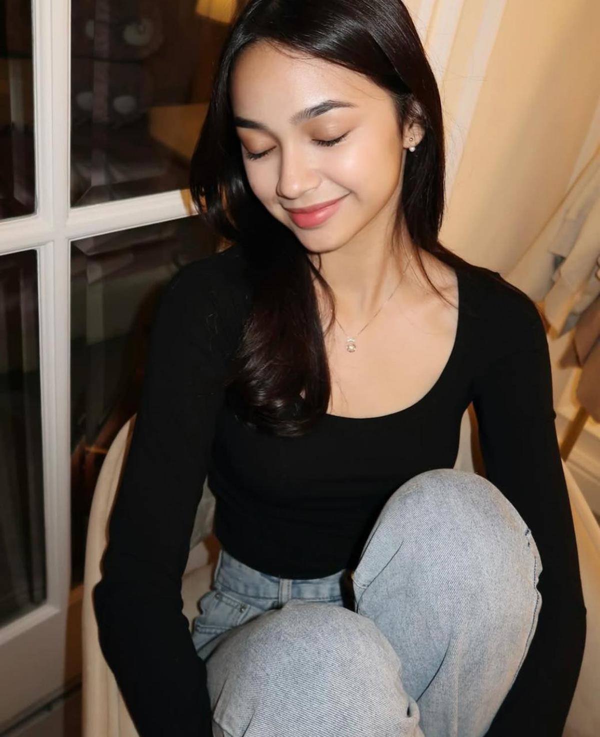 Potret Sydney Azkassya Yusuf, Anak Cut Tari yang Cantiknya Bikin Pangling!