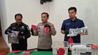 Malam Maut di Konter Royal Phone Ambarawa, Jasad Bos Dibuang dalam Bagasi Mobil
