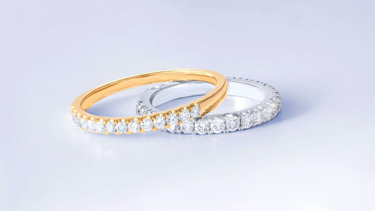 Pilih Cincin Emas atau Perak? Ini Cara Memilih Perhiasan yang Sesuai dengan Warna Kulit dan Personality