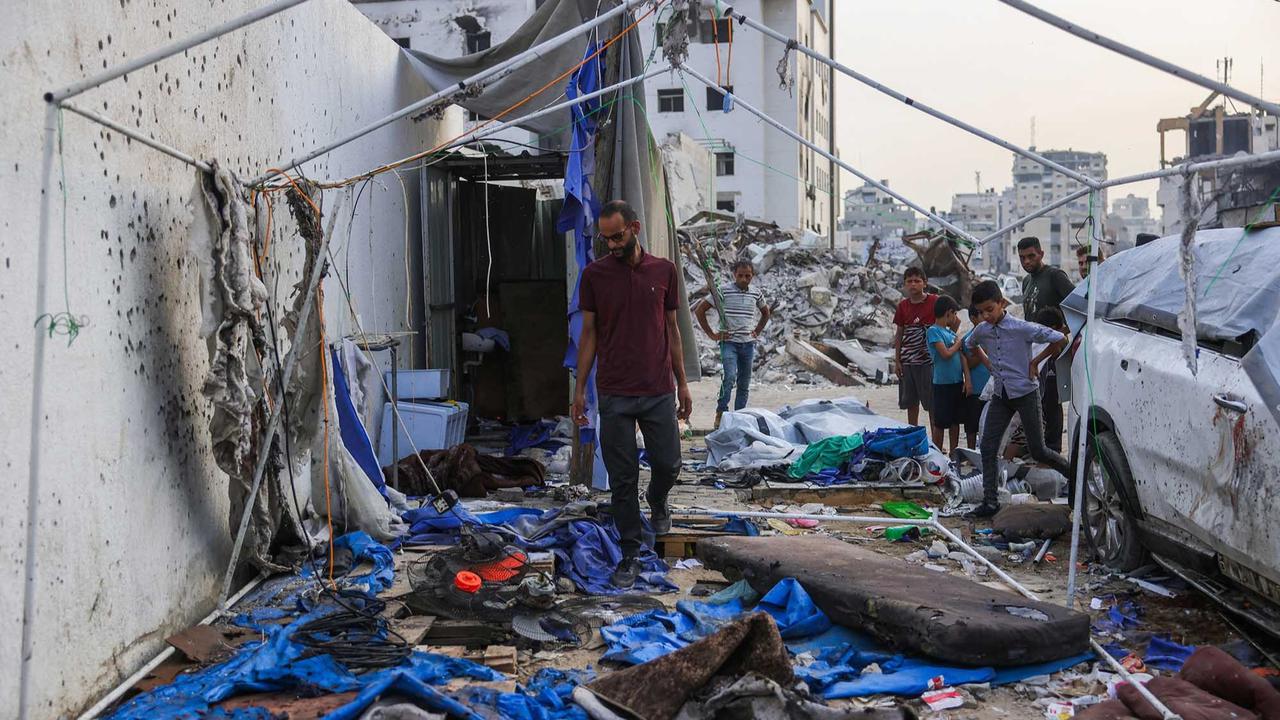 FOTO: Biadab! Serangan Drone Israel Hancurkan Tenda Liputan, Lima Jurnalis Tewas di Gaza