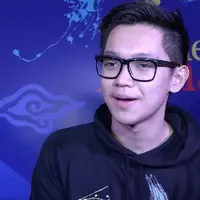 Brandon Salim mengaku dirinya terlalu memilih dalam urusan pasangan. Tetapi ia ingin menikah dalam usia yang masih muda.