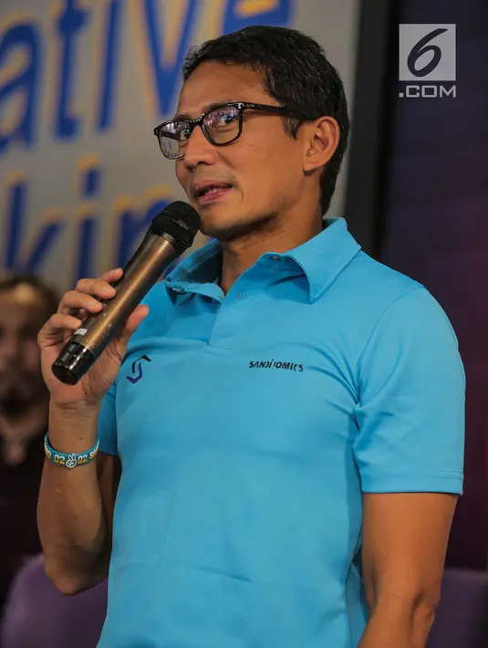 Sandiaga Uno saat berbicara dalam acara diskusi milenial di kawasan Jakarta, Minggu (14/7/2019). Diskusi bertema ‘Sikap Milenial Pasca Pilpres 2019 & Peran Serta Milenial dalam Menciptakan Lapangan Kerja dan Industri Kreatif’. (Liputan6.com/Faizal Fanani)