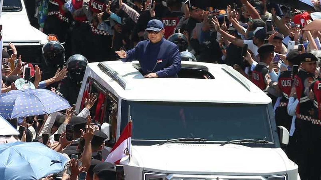 VIDEO: Dipamerkan Prabowo, Keren Spesifikasi Mobil MV3 Garuda Putih Limousine Buatan Indonesia
