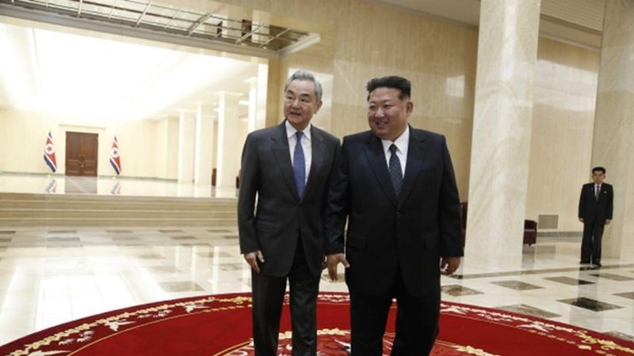Wang Yi Tegaskan Kedekatan, Perkuat Hubungan China-Korut di Pyongyang
