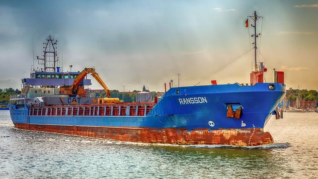 Ilustrasi perdagangan antarpulau