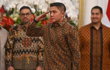 VIDEO: Sibuk Seskab Mayor TNI Teddy di Rapat Perdana Sidang Kabinet Bersama Presiden Prabowo
