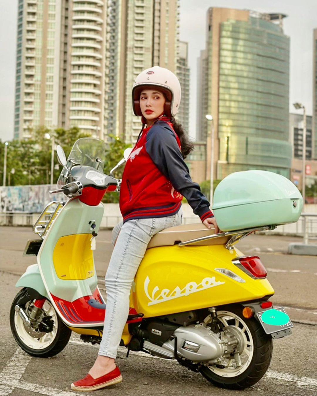 (c) Instagram/@ussypratama