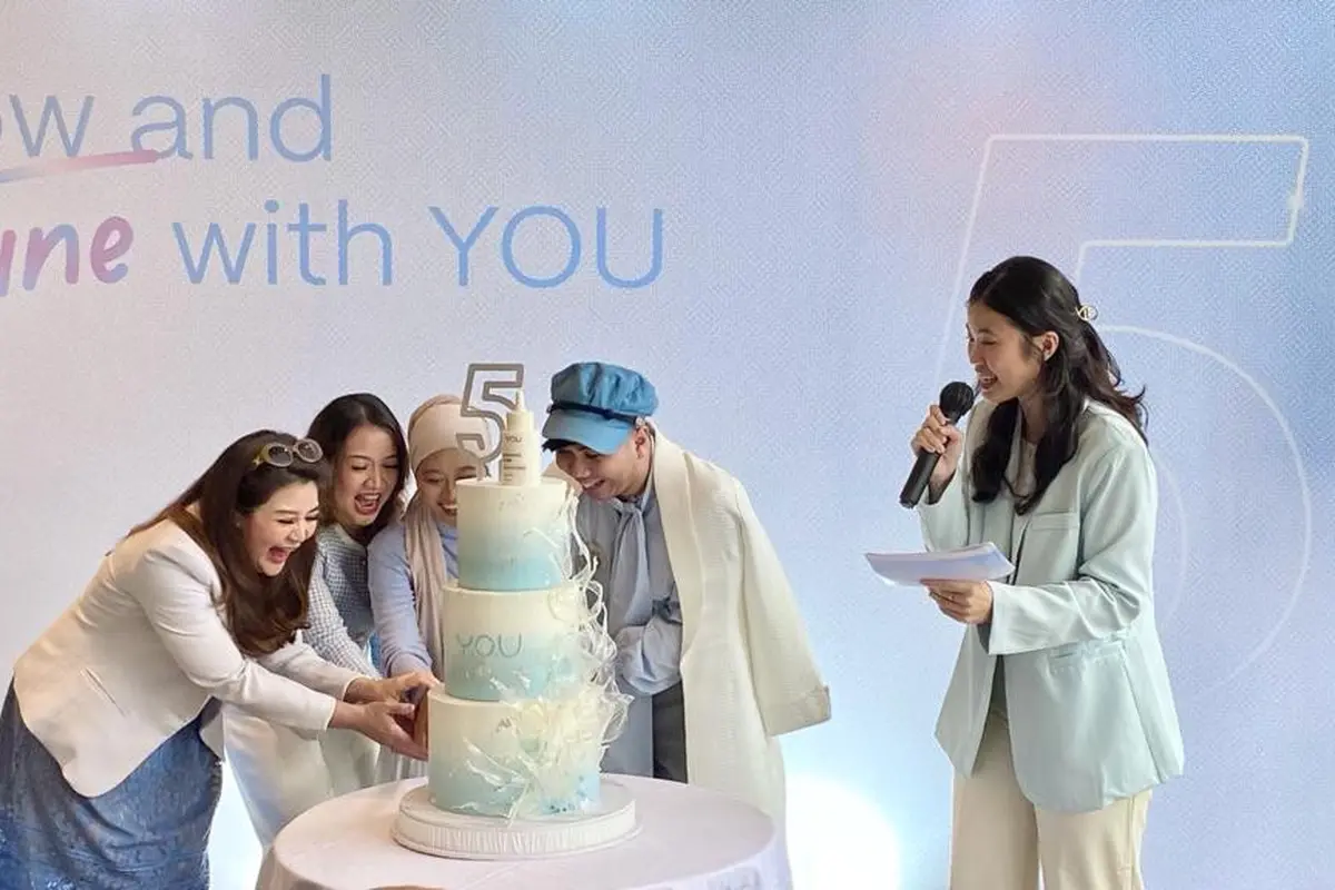 Rayakan Anniversary ke-5, YOU Beauty Ajak Perempuan Indonesia Tampil Percaya Diri
