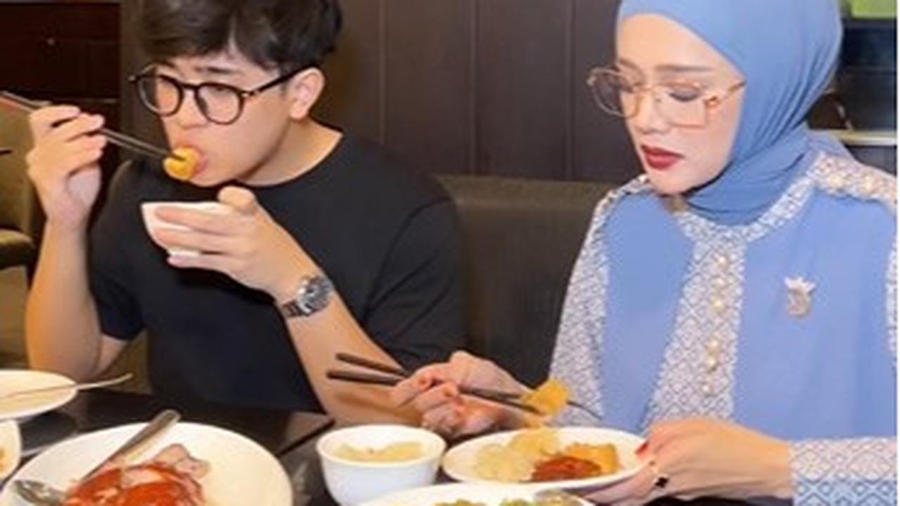 Kompak Banget, Intip Momen Rafly Aziz dengan Mulan Jameela saat Makan Bersama yang Jarang Tersorot