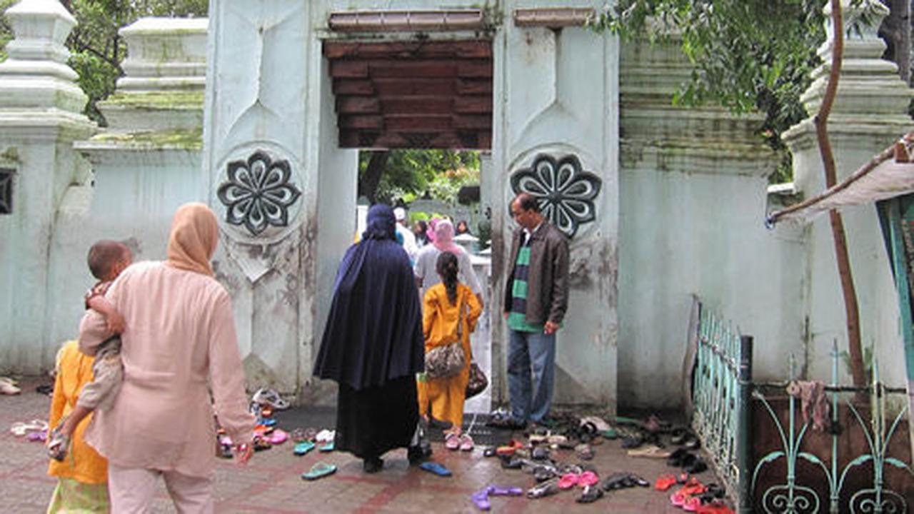 Strategi dakwah Sunan Ampel, baca syahadat gratis kipas sakti