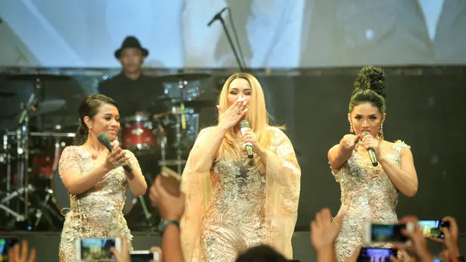 [Bintang] Konser 3 Diva