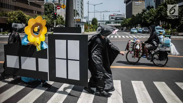 Ajak Pemilih Milenial, Massa Gelar Aksi Teatrikal di Pelican crossing