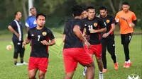 Pelatih Selangor FA, Zainal Abidin Hassan, menyukai penampilan yang ditunjukkan Andik Vermansah. (Selangor FA Facebook)
