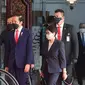 Presiden Jokowi didampingi Menlu Retno Marsudi telah tiba di Kantor Sekjen ASEAN Jakarta untuk menghadiri ASEAN Leaders' Meeting, Sabtu (24/4/2021). (Foto: Muchlis Jr - Biro Pers Sekretariat Presiden)