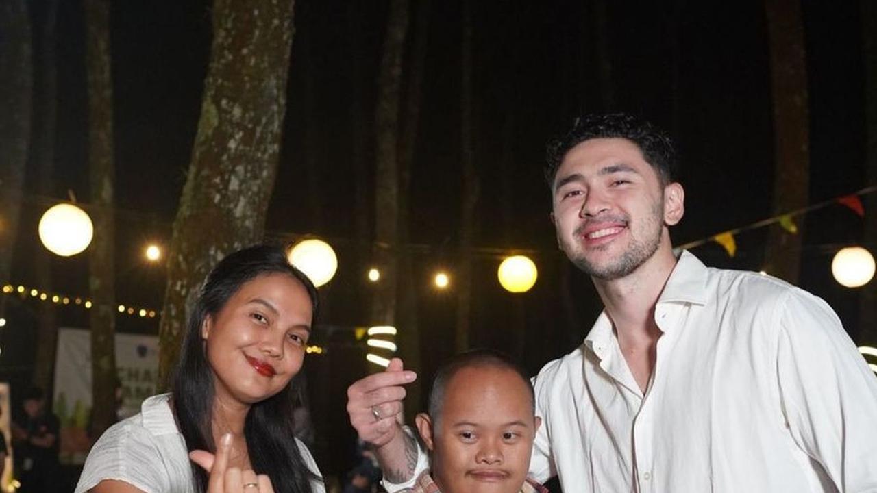 Shanon dan Valerie sepakat bahwa kegiatan ini sangat menginspirasi mereka berdua, karena mereka merasa bahagia bisa berteman dengan anak-anak peserta Charity Glam Camp.<br>
