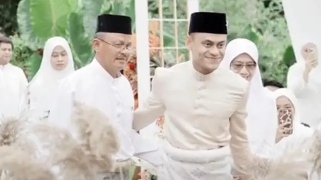 viral video laki-laki ditolak tapi berjodoh di pelaminan