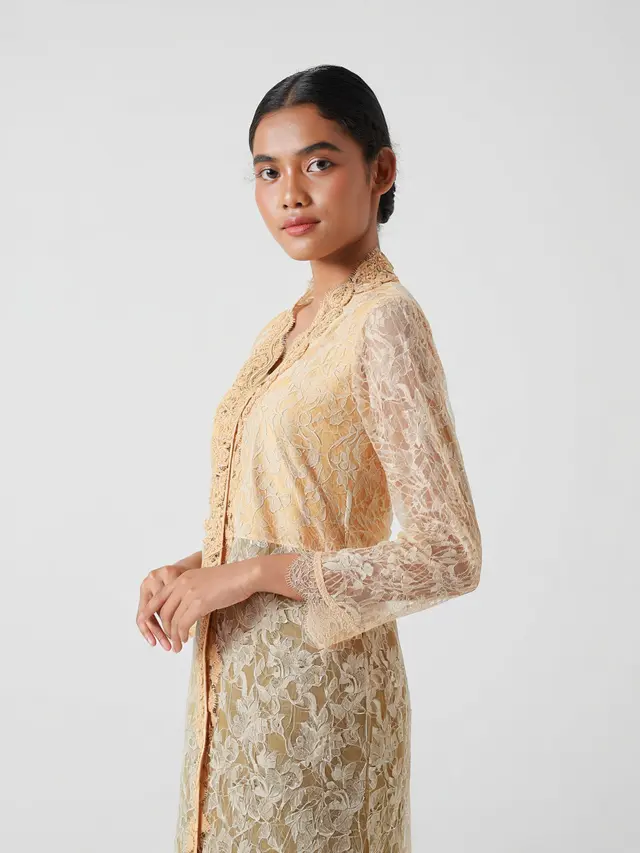 Model Kebaya Brokat Ibu-ibu