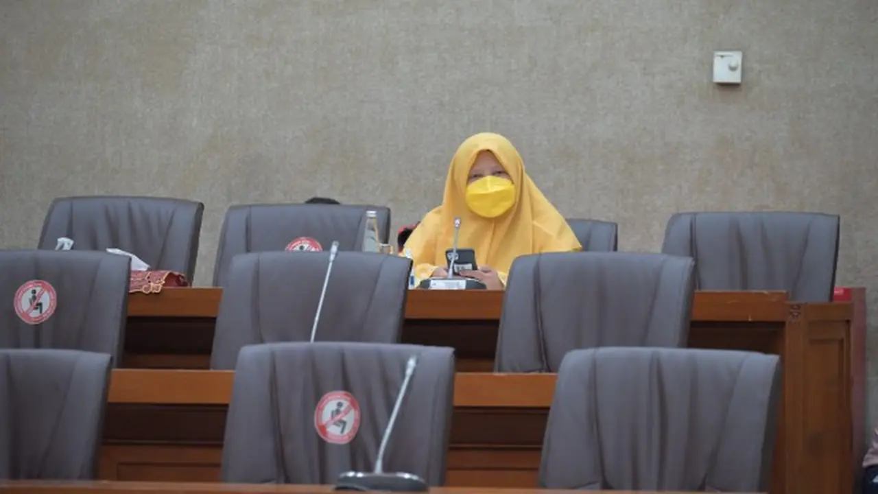 Anggota Komisi VI DPR RI Nevi Zuairina