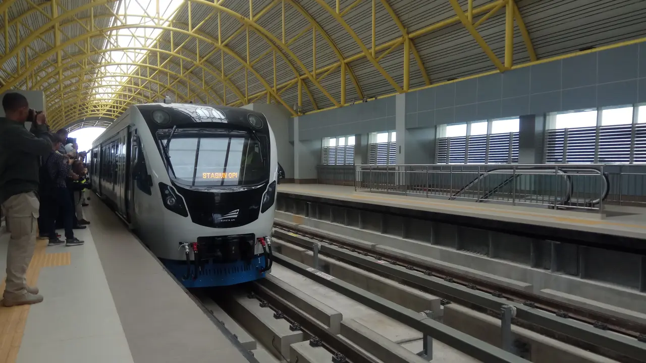 Waskita Karya Ungkap Sulitnya LRT Palembang Melaju Cepat