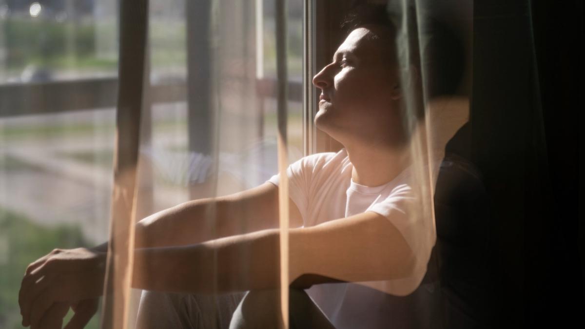 Rebound Relationship: Pelarian dari Luka Hati atau Cara Bertahan yang Efektif?