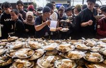 FOTO: Masjid Jogokariyan Bagikan 3.500 Porsi Makanan untuk Buka Puasa Ramadan, Ini Bocoran Menunya!