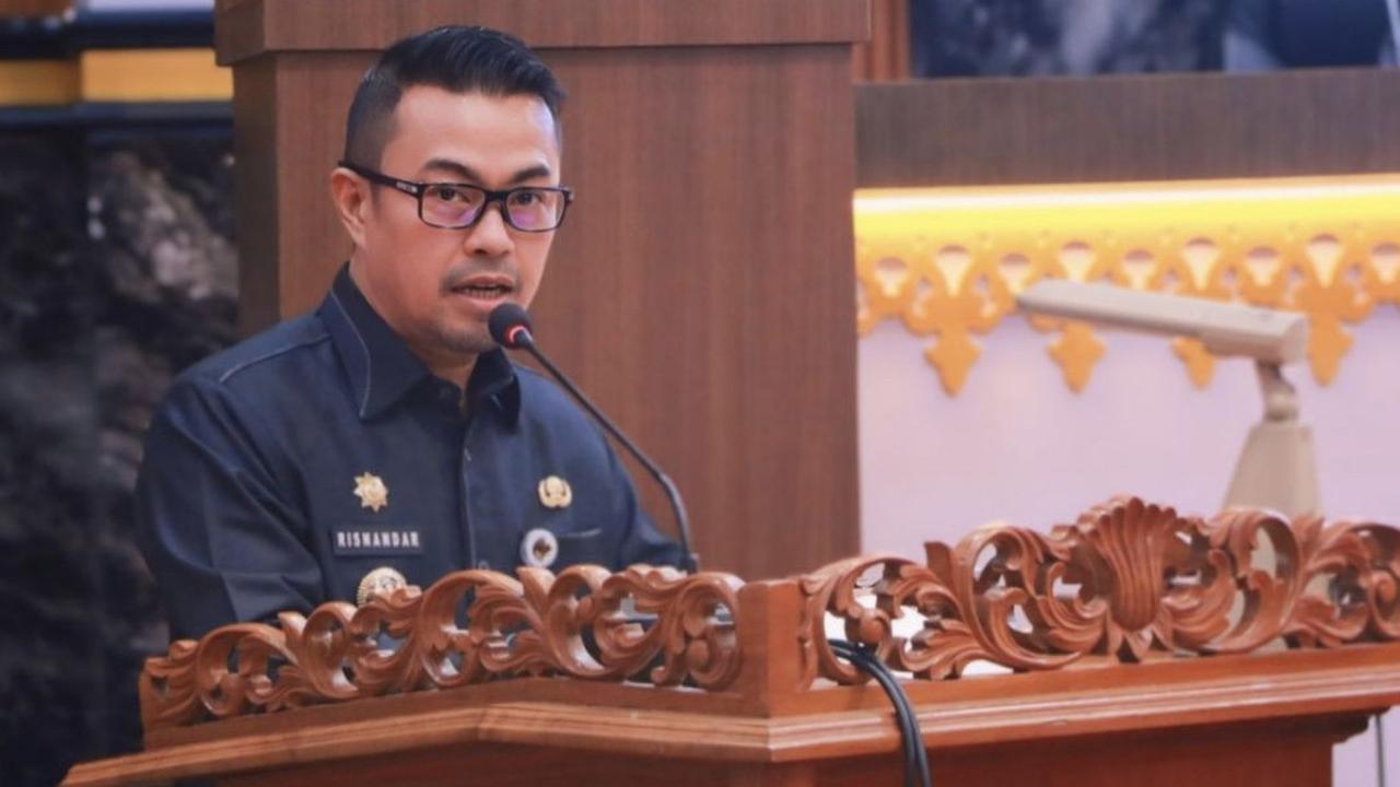 Pj Wali Kota Pekanbaru Terjaring OTT KPK Diduga Terkait Pengadaan Barang Fiktif