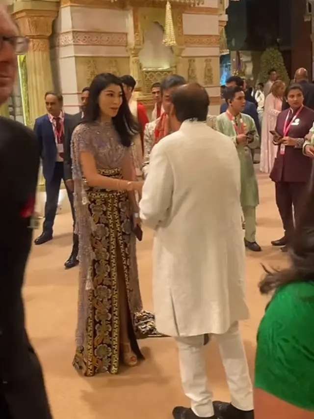 Pakai Kebaya, Penampilan Dokter Irene Dapat Pujian dari Tamu Undangan di Pernikahan Radhika Merchant dan Anant Ambani