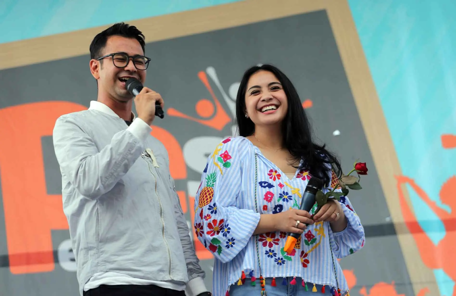 Nagita Slavina bersama Raffi Ahmad. (Nurwahyunan/Bintang.com)