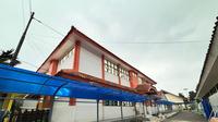 Salah satu sudut  gedung di kawasan Sentra Wiyata Guna, Jalan Pajajaran, Kota Bandung. Di sana terdapat dua sekolah yaitu Sekolah Rakyat Menengah Pertama (SRMP) 9 Kota Bandung dan