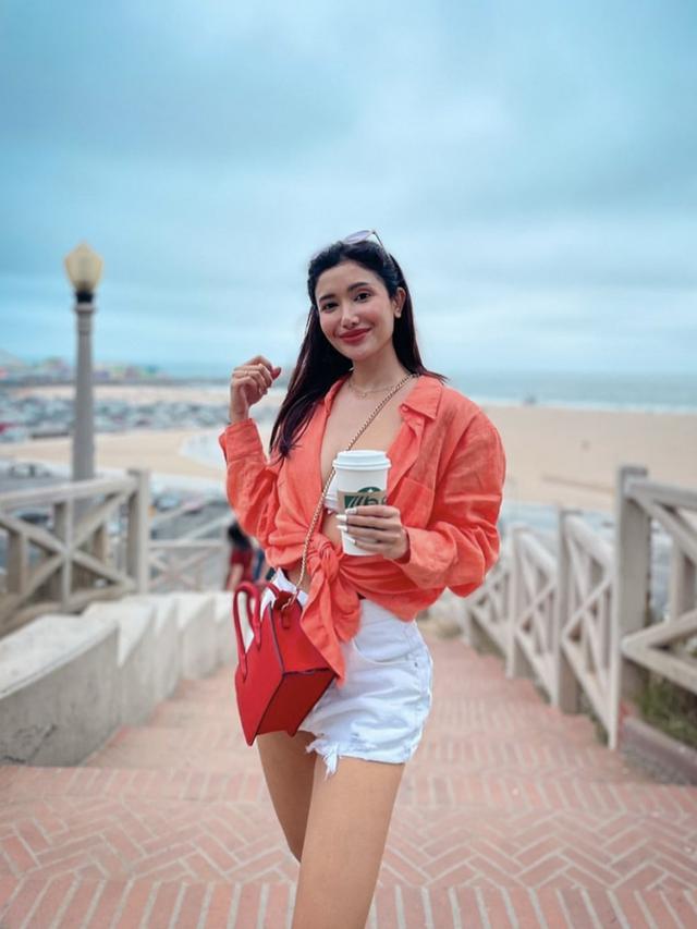 6 Potret Sheila Salsabila, Sahabat yang Sebut Marshanda Hilang di LA