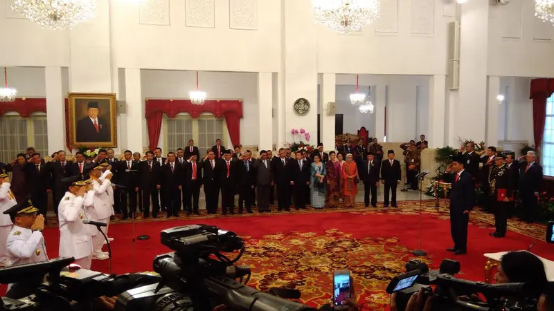 Presiden Jokowi melantik gubernur dan wakil gubernur terpilih