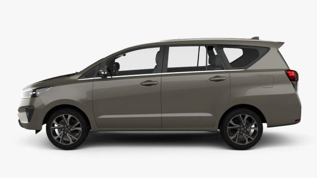 Beredar Foto Toyota Innova Terbaru, Simak Ubahannya