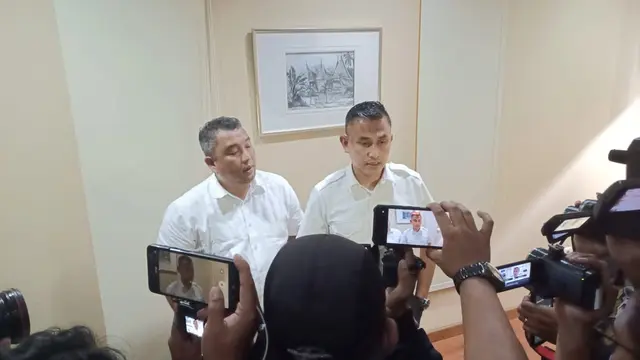 Tim kuasa hukum Adam Damiri