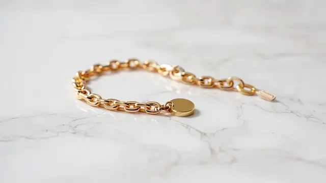 Model Gelang Rantai 3 Gram Polos (Foto: Reve Art AI)