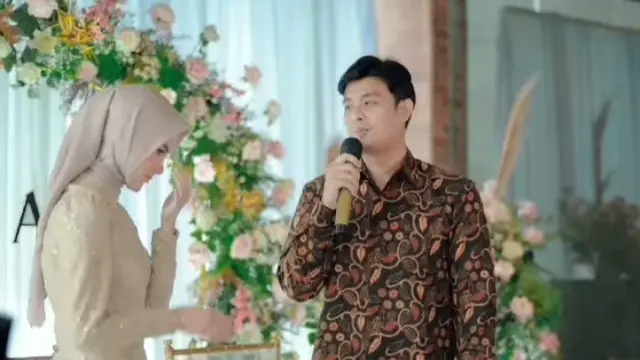 Lamaran Adi Sastro dan Lestari