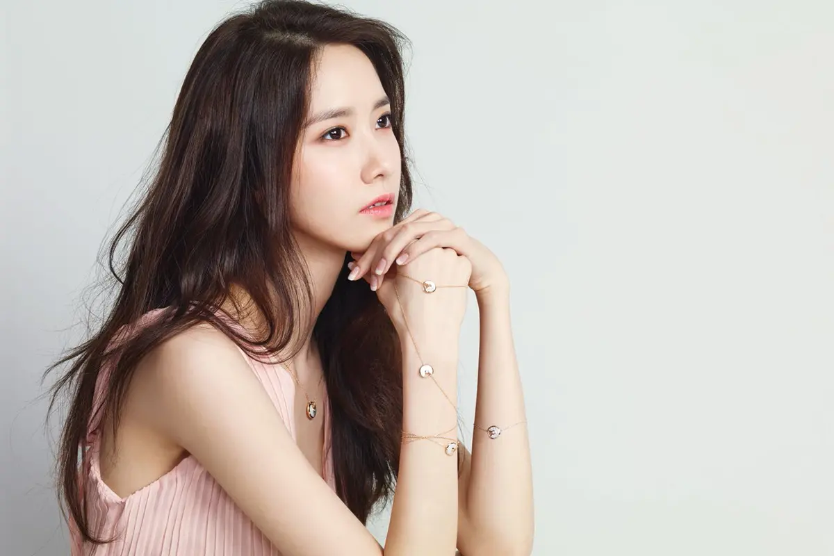 Yoona SNSD