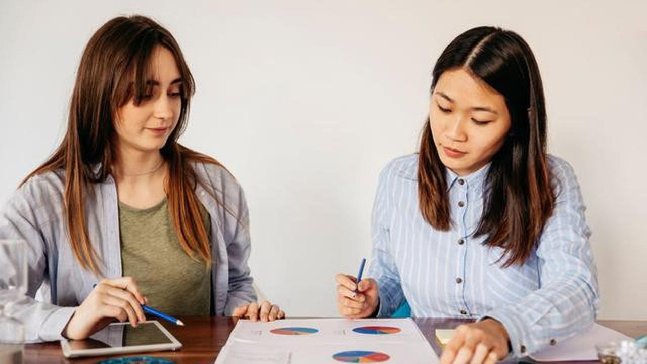 14 Orang Terpintar di Dunia dengan IQ Tinggi yang Masih Hidup hingga 2025