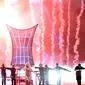 Suasana panggung Britney Spears di ajang Billboard Music Awards (BBMA) 2016 di T-Mobile Arena, Las Vegas, Minggu (22/5). Di ajang bergengsi itu, Britney Spears me-medley lagu-lagu hits miliknya. (Kevin Winter/GETTY IMAGES NORTH AMERICA/AFP)