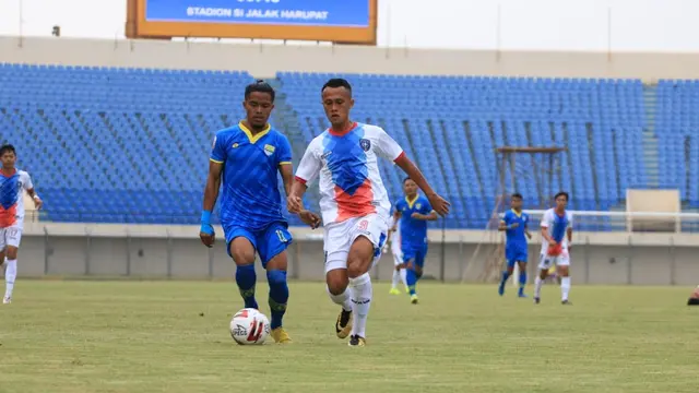 PSPS Riau Vs Blitar Bandung United