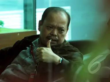 Mantan Ketua Komisi VII DPR, Sutan Bhatoegana kembali mendatangi Gedung KPK, Jakarta, Selasa (20/1/2015). (Liputan6.com/Faisal R Syam)