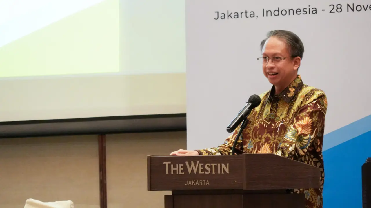 Deputi Bidang Koordinasi Kerja Sama Ekonomi Internasional Edi Prio Pambudi saat pertemuan ke-9 ASEAN-OECD GRPN bertema “Shaping the Future: Building Better Regulations for Tomorrow” di Jakarta, Indonesia. (Foto: ekon.go.id)