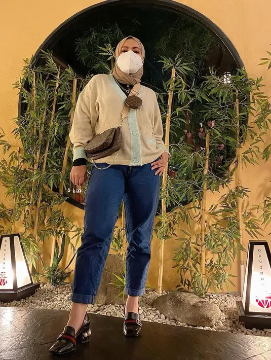 Astrid melanjutkan dengan contoh jika setelah diet dalam kurun waktu tertentu justru nantinya malah mengkonsumsi makanan yang lain. Yang justru bisa membuat berat badan semakin bertambah. (Instagram/astridkuya)