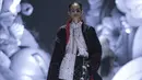 <p>Sebanyak 27 koleksi ditampilkan oleh Sejauh Mata Memandang dalam gelaran penutup, malam puncak Jakarta Fashion Week 2025, Dewi Fashion Knight. [Foto: Fimela/ Daniel Kampua]</p>