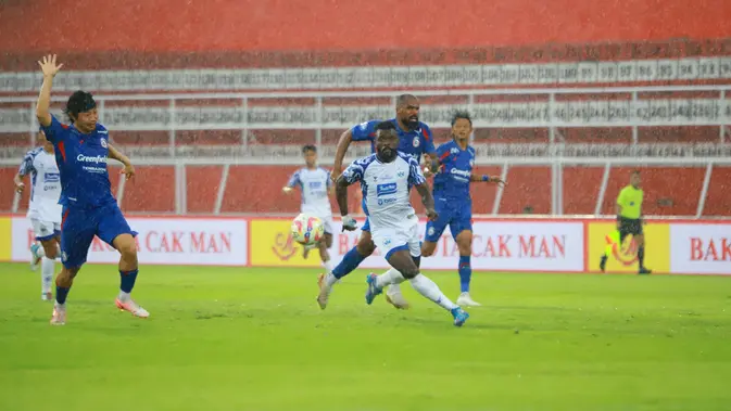 Stadion Kanjuruhan Resmi Diserahkan, Namun Arema FC Tetap Berlaga di Blitar!