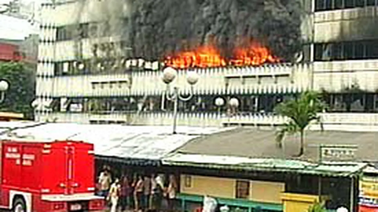 290805bBreak-BlokM.jpg