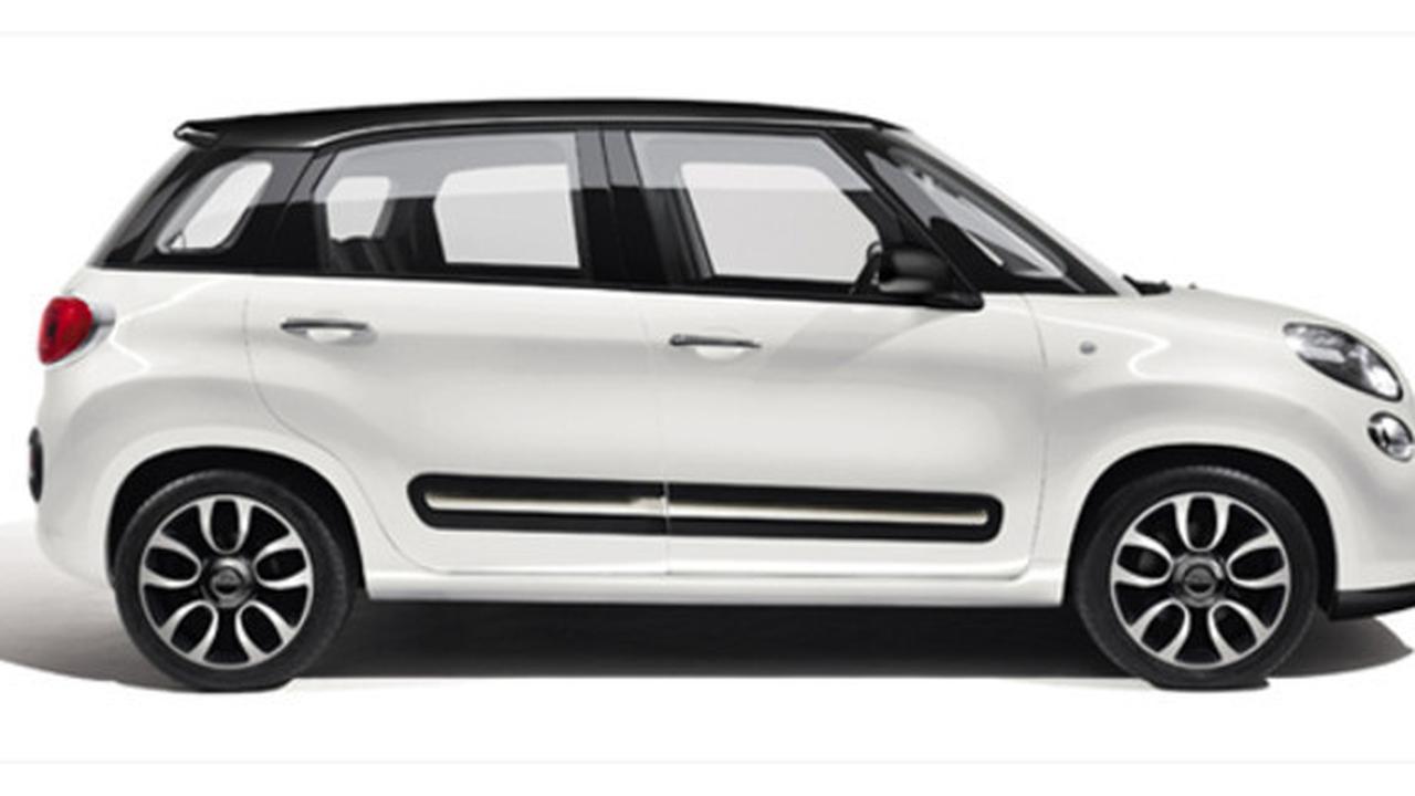 Tampilan Samping Mobil Fiat 500L (Fiat)