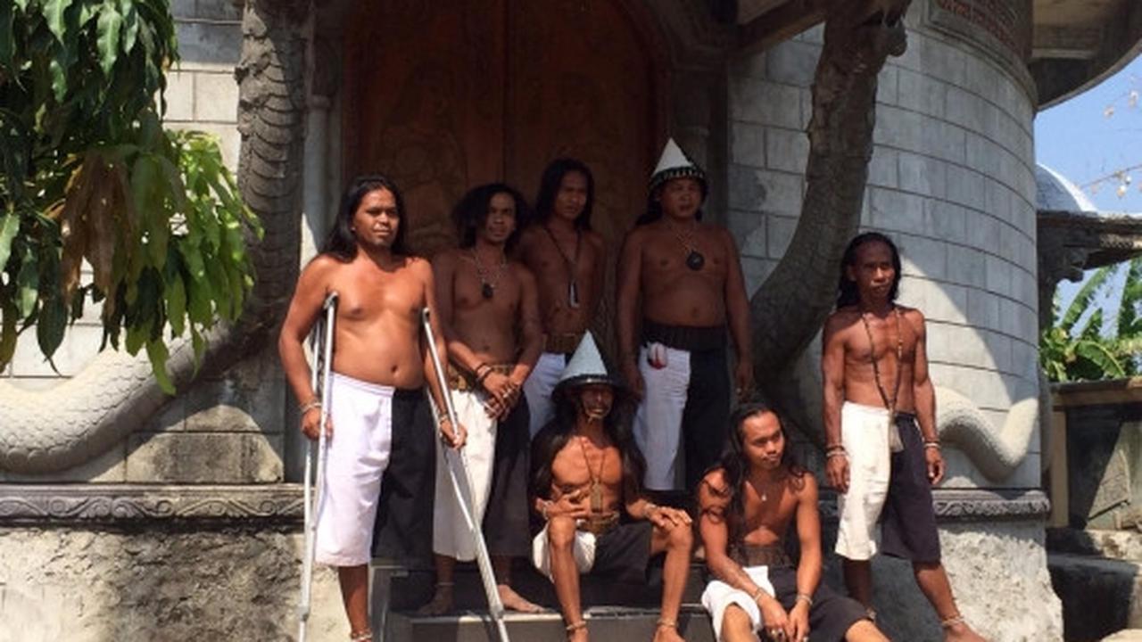 Menengok kehidupan masyarakat Dayak Indramayu
