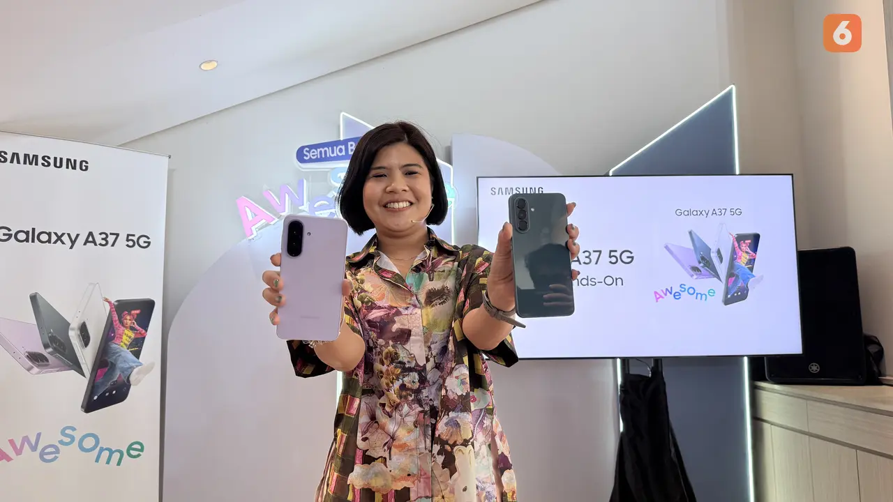 MX Product Marketing Senior Manager Samsung Electronics Indonesia, Annisa Maulina, saat peluncuran Samsung Galaxy A37 5G. Liputan6.com/Iskandar